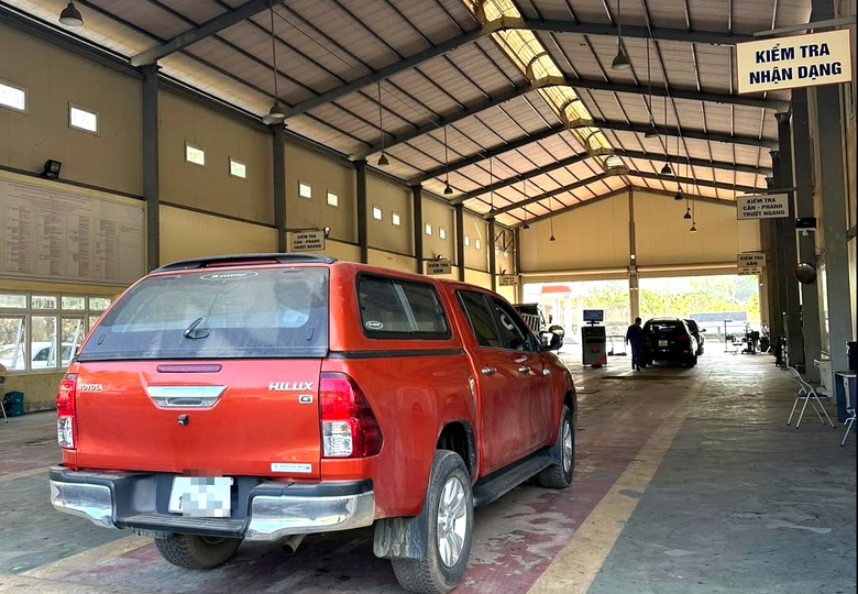 &Ocirc; t&ocirc; qu&aacute; hạn đi đăng kiểm c&oacute; bị truy thu tiền?- Ảnh 1.