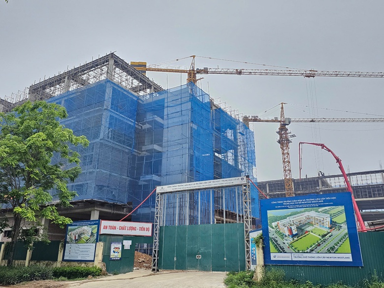 H&agrave; Nội: Đảm bảo an to&agrave;n nh&agrave; ở, c&ocirc;ng sở, c&ocirc;ng tr&igrave;nh x&acirc;y dựng m&ugrave;a mưa b&atilde;o- Ảnh 1.