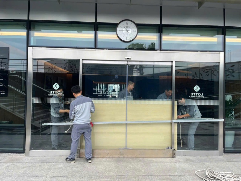 H&agrave; Nội: Ch&iacute;nh quyền h&agrave;nh động, người d&acirc;n chủ động ứng ph&oacute; b&atilde;o số 3- Ảnh 6.