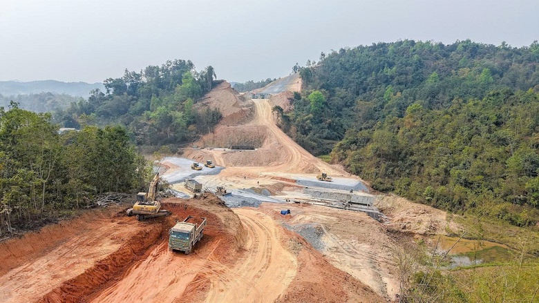 Cam kết th&ocirc;ng xe trong năm 2025, cao tốc Đồng Đăng - Tr&agrave; Lĩnh đ&atilde; l&agrave;m được những g&igrave;?- Ảnh 1.