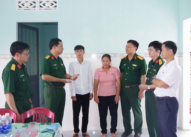 Ấm &aacute;p những ng&ocirc;i nh&agrave; nghĩa t&igrave;nh qu&acirc;n - d&acirc;n: Lan toả nghĩa đồng b&agrave;o- Ảnh 3.