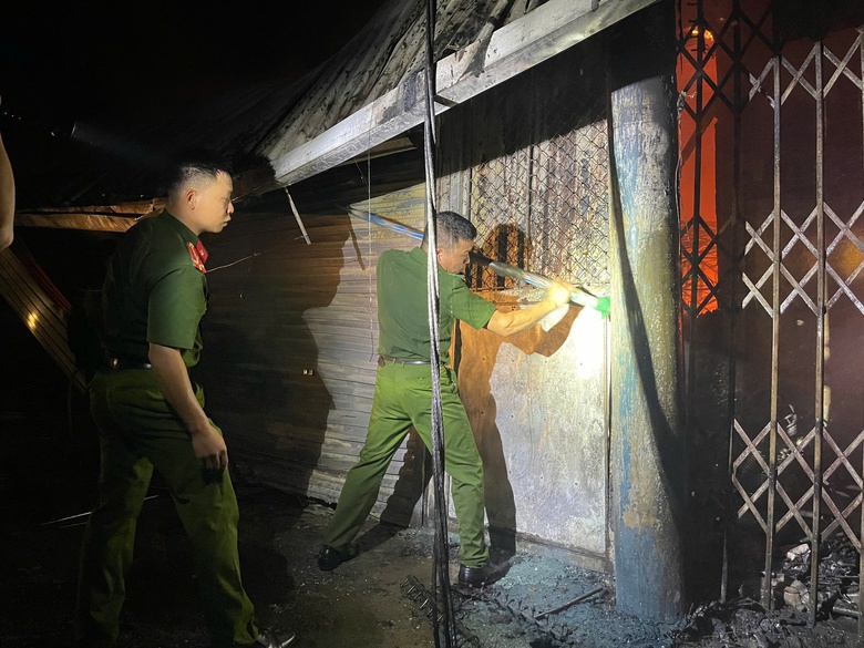 Th&aacute;i Nguy&ecirc;n: Ch&aacute;y lớn trong đ&ecirc;m, một người tử vong- Ảnh 2.