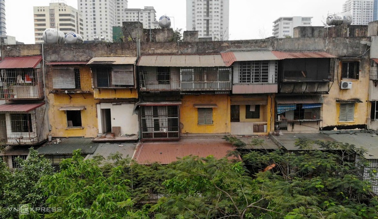 H&agrave; Nội sơ t&aacute;n khẩn cấp người d&acirc;n khỏi khu vực nguy hiểm trước khi b&atilde;o số 3 đổ bộ- Ảnh 4.