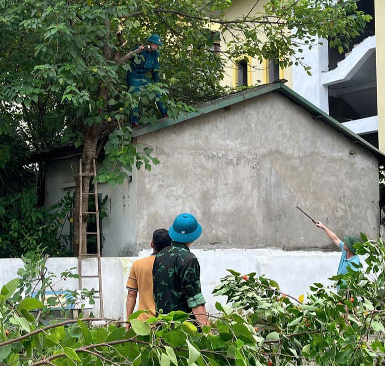 H&agrave; Nội sơ t&aacute;n khẩn cấp người d&acirc;n khỏi khu vực nguy hiểm trước khi b&atilde;o số 3 đổ bộ- Ảnh 20.