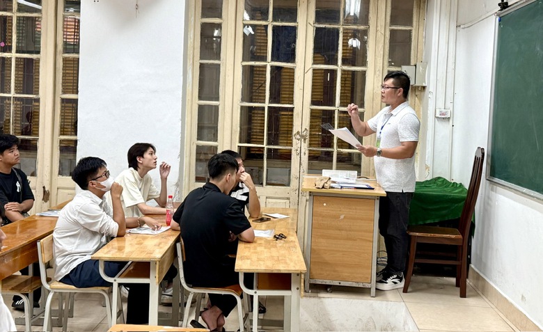 ĐH Ngoại thương c&ocirc;ng bố điểm s&agrave;n 2025, cao nhất 24 điểm- Ảnh 1.