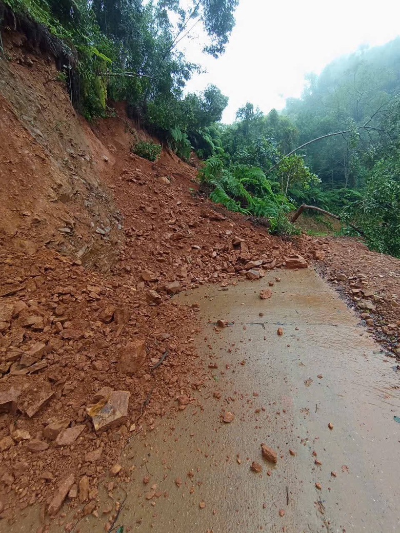 Nghệ An c&oacute; 3 người chết, 1 người mất t&iacute;ch do lũ lụt- Ảnh 4.