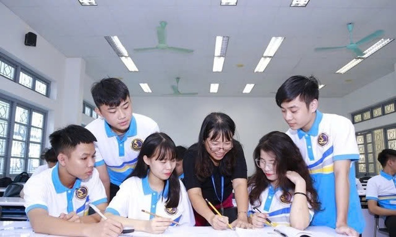 Trường Đại học GTVT c&ocirc;ng bố điểm s&agrave;n tuyển sinh năm 2025- Ảnh 1.