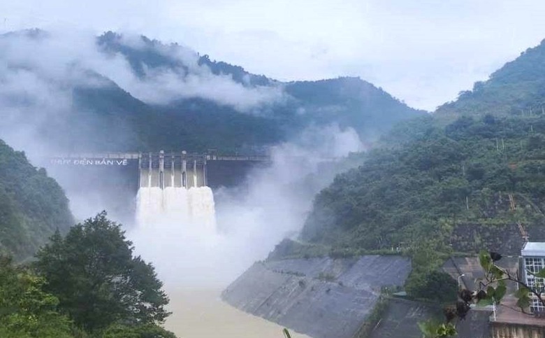 Thủy điện Bản Vẽ cắt giảm 74% lưu lượng đỉnh lũ, giảm ngập lụt hạ du- Ảnh 1.