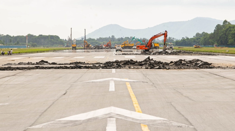Sớm thống nhất phương &aacute;n đầu tư k&eacute;o d&agrave;i đường băng s&acirc;n bay Vinh- Ảnh 1.