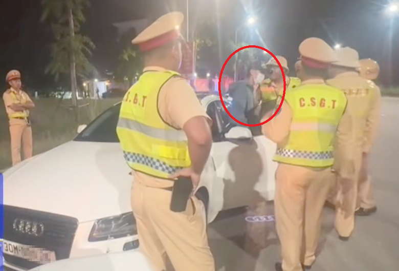 Sau vụ dương tính ma túy, rapper Bình “Gold” bị bắt vì cướp tài sản ở Hà Nội- Ảnh 1. Sau vụ dương tính ma túy, rapper Bình “Gold” bị bắt vì cướp tài sản ở Hà Nội- Ảnh 1.