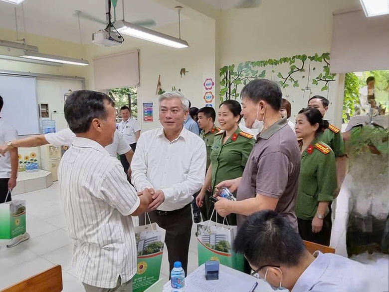 Nhiều hoạt động tri &acirc;n gia đ&igrave;nh thương binh, liệt sĩ tr&ecirc;n địa b&agrave;n Thủ đ&ocirc;- Ảnh 12.
