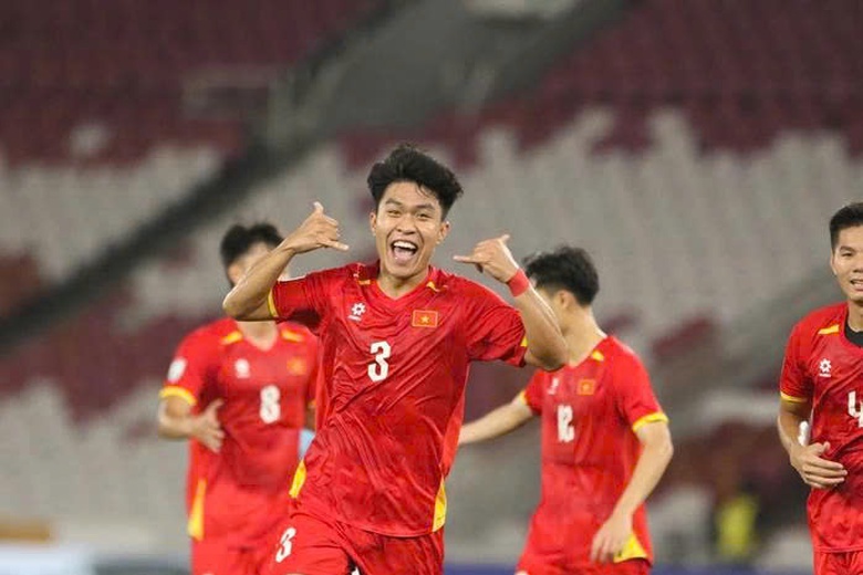 Tin k&eacute;m vui cho HLV Kim Sang-sik trước trận gặp U23 Philippines- Ảnh 1.