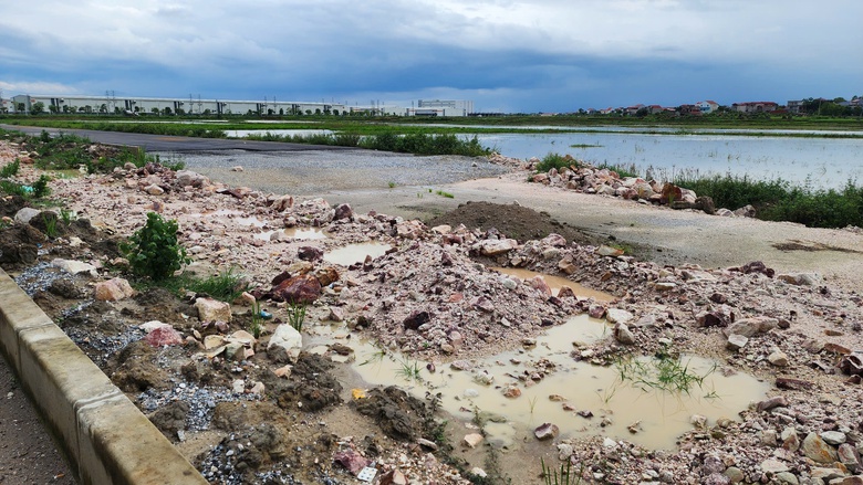 Thiếu mặt bằng, dự &aacute;n đường trăm tỷ qua khu c&ocirc;ng nghiệp ở Bắc Ninh vỡ tiến độ- Ảnh 11.