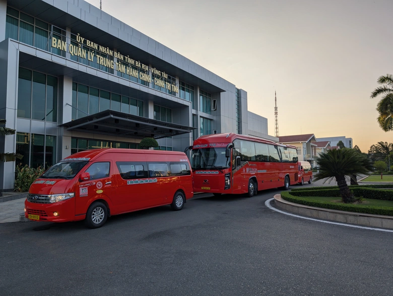 Chuyện của những cán bộ làm việc xa nhà hơn 100km sau sáp nhập- Ảnh 5. Chuyện của những cán bộ làm việc xa nhà hơn 100km sau sáp nhập- Ảnh 5.