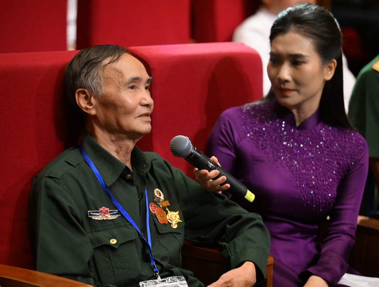 Tổng B&iacute; thư T&ocirc; L&acirc;m: M&aacute;u đ&agrave;o của c&aacute;c anh h&ugrave;ng liệt sĩ đổ xuống, đất nước nở hoa- Ảnh 5.