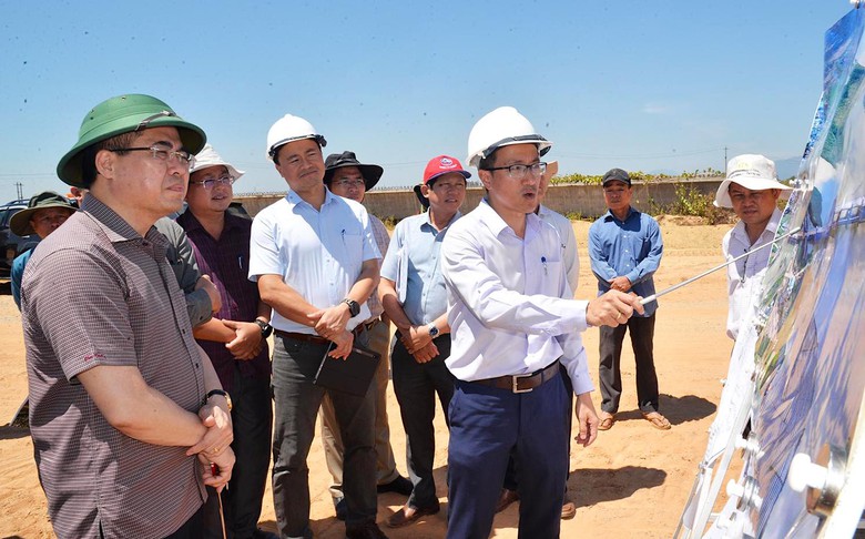 Quảng Ngãi lập Tổ công tác thúc đẩy tiến độ dự án, giải ngân- Ảnh 1. Quảng Ngãi lập Tổ công tác thúc đẩy tiến độ dự án, giải ngân- Ảnh 1.