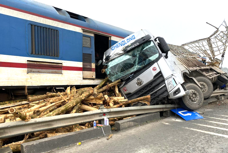 Quy định mới về giải quyết sự cố, tai nạn giao thông đường sắt- Ảnh 1. Quy định mới về giải quyết sự cố, tai nạn giao thông đường sắt- Ảnh 1.