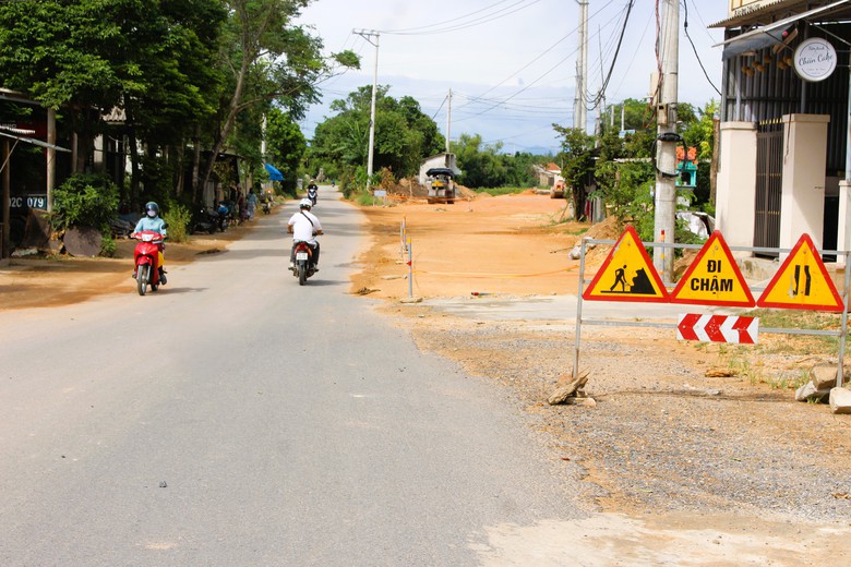Nút thắt mặt bằng được tháo gỡ, dự án dở dang nhiều năm ở Quảng Trị bứt tốc- Ảnh 5. Nút thắt mặt bằng được tháo gỡ, dự án dở dang nhiều năm ở Quảng Trị bứt tốc- Ảnh 5.