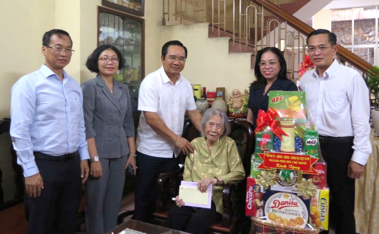 TP.HCM hỗ trợ thương, bệnh binh kh&oacute; khăn dịp 27/7- Ảnh 3.