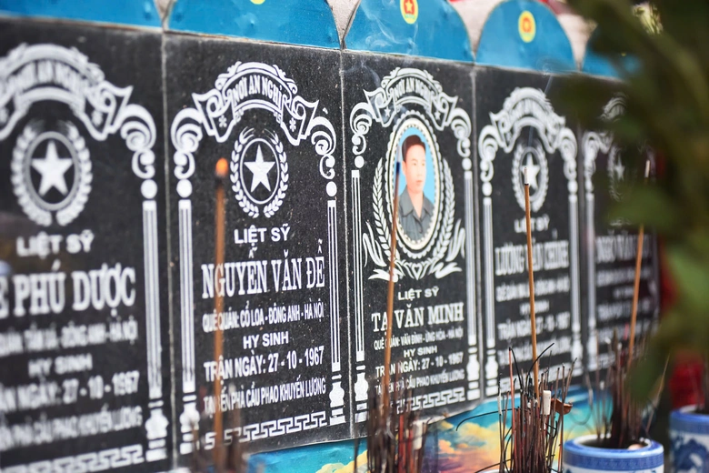 Nơi ghi dấu những chiến công "sống bám cầu đường, chết kiên cường dũng cảm" ở Thủ đô- Ảnh 10. Nơi ghi dấu những chiến công "sống bám cầu đường, chết kiên cường dũng cảm" ở Thủ đô- Ảnh 10.