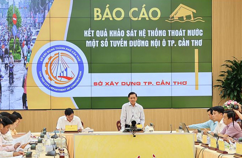 Cần Thơ chỉ rõ nguyên nhân ngập và kẹt xe nội ô- Ảnh 1. Cần Thơ chỉ rõ nguyên nhân ngập và kẹt xe nội ô- Ảnh 1.