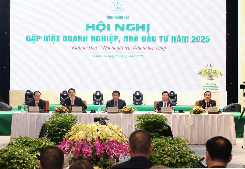 B&iacute; thư Kh&aacute;nh H&ograve;a: "Qua thời DN, nh&agrave; đầu tư gặp l&agrave; k&ecirc;u kh&oacute; v&agrave; khổ, b&acirc;y giờ đến l&agrave; l&agrave;m"- Ảnh 2.