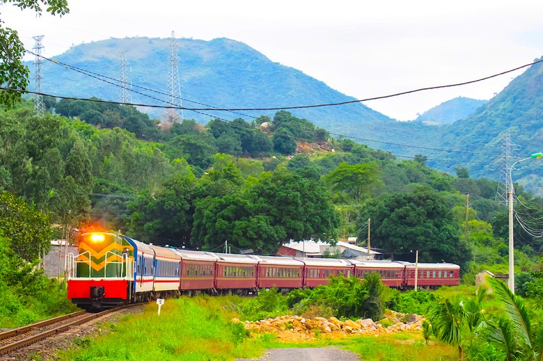 Nghi&ecirc;n cứu đơn giản h&oacute;a thủ tục đăng k&yacute; phương tiện đường sắt- Ảnh 1.