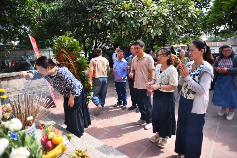 Nơi ghi dấu những chiến công "sống bám cầu đường, chết kiên cường dũng cảm" ở Thủ đô- Ảnh 17. Nơi ghi dấu những chiến công "sống bám cầu đường, chết kiên cường dũng cảm" ở Thủ đô- Ảnh 17.