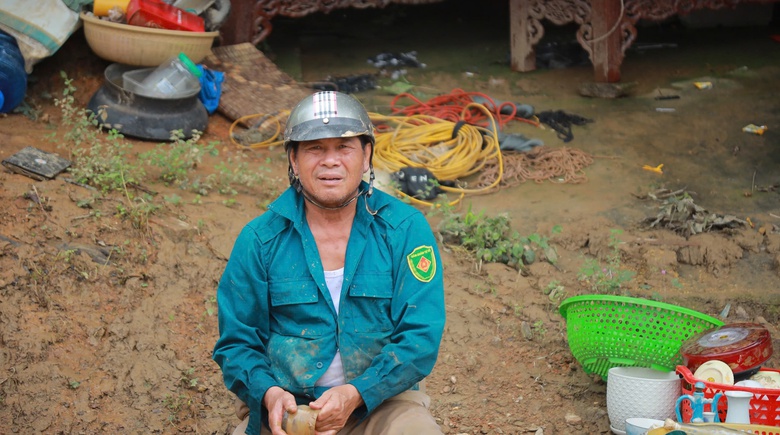 Nghệ An: "Rốn lũ" Tương Dương ngổn ngang sau cơn lũ lịch sử- Ảnh 11.