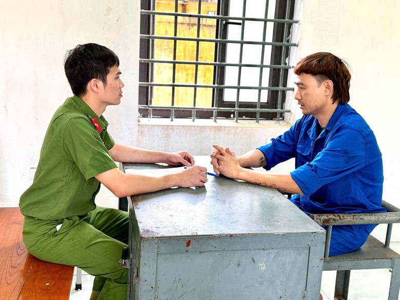 Ph&uacute; Thọ: Triệt ph&aacute; ổ nh&oacute;m lừa đảo xuy&ecirc;n quốc gia qua kh&ocirc;ng gian mạng- Ảnh 1.