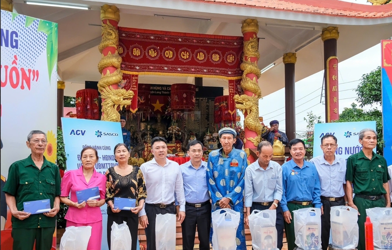 SASCO triển khai nhiều hoạt động tri ân, kỷ niệm 78 năm Ngày Thương binh - Liệt sĩ- Ảnh 1. SASCO triển khai nhiều hoạt động tri ân, kỷ niệm 78 năm Ngày Thương binh - Liệt sĩ- Ảnh 1.