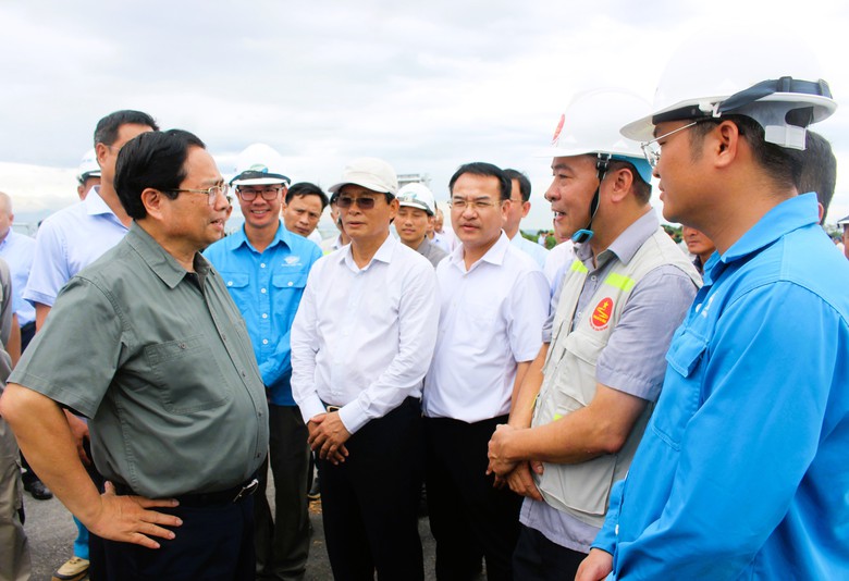 Thủ tướng Phạm Minh Ch&iacute;nh: Quyết ho&agrave;n th&agrave;nh cao tốc Vạn Ninh - Cam Lộ v&agrave;o 19/8- Ảnh 5.