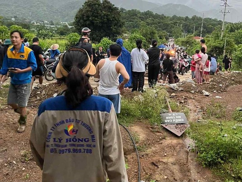 Nghệ An: X&aacute;c minh xử l&yacute; việc ph&aacute;t t&aacute;n tin đồn thất thiệt vỡ đập thủy điện Bản Vẽ- Ảnh 1.