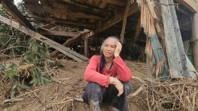 Ấm t&igrave;nh qu&acirc;n d&acirc;n Nghệ An những ng&agrave;y "s&aacute;ng chắn b&atilde;o gi&ocirc;ng, chiều ngăn nắng lửa"- Ảnh 3.