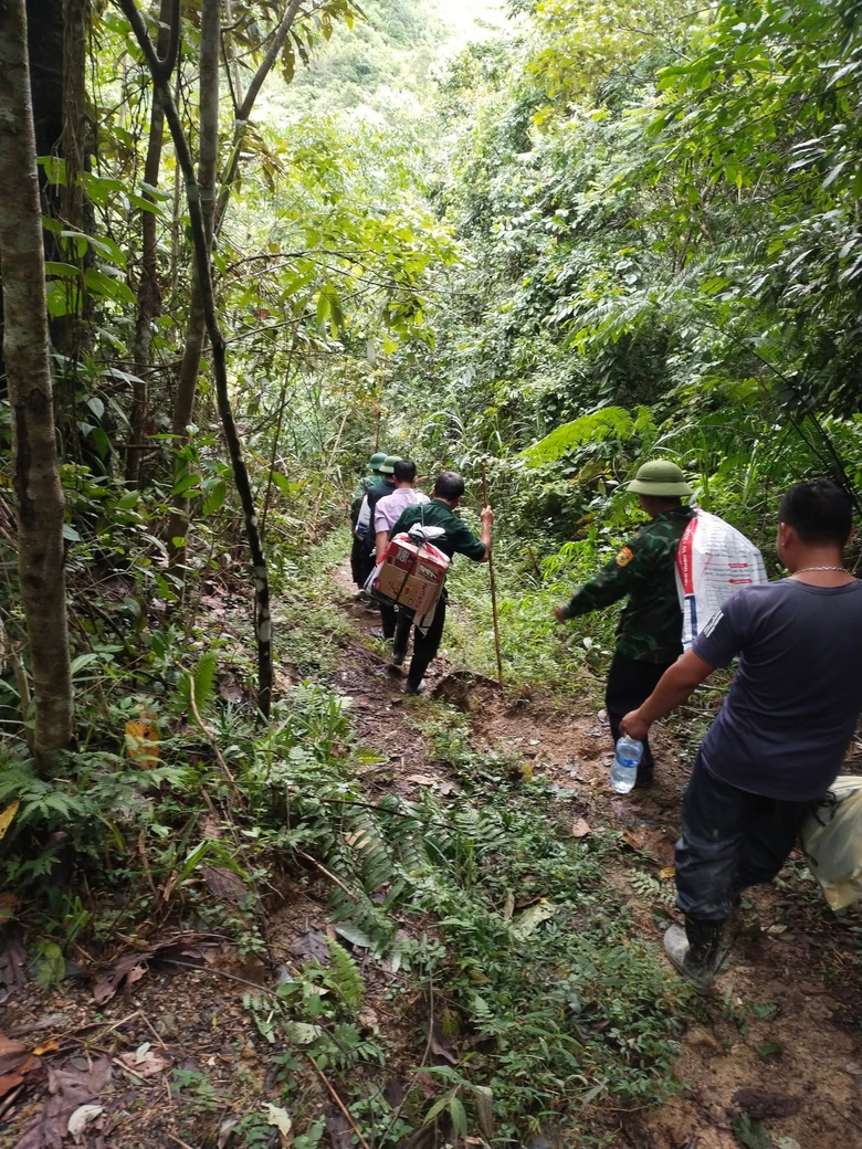 Nghệ An: 5 bản ở x&atilde; Na Loi bị c&ocirc; lập do mưa lũ- Ảnh 5.