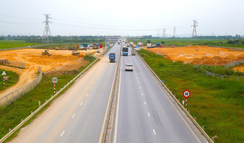 Cơ chế thay đổi "cản" tiến độ trạm dừng nghỉ cao tốc- Ảnh 1. Cơ chế thay đổi "cản" tiến độ trạm dừng nghỉ cao tốc- Ảnh 1.