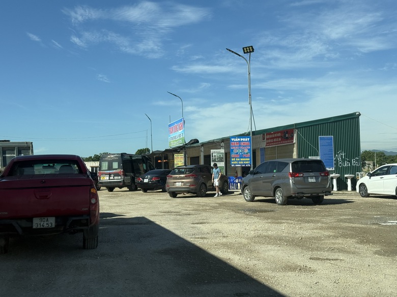 V&igrave; sao trạm dừng nghỉ cao tốc chậm tiến độ?- Ảnh 2.