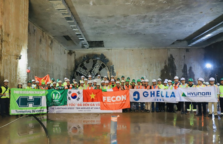 Robot đ&agrave;o hầm metro Nhổn - ga H&agrave; Nội đ&atilde; đến ga Văn Miếu- Ảnh 1.