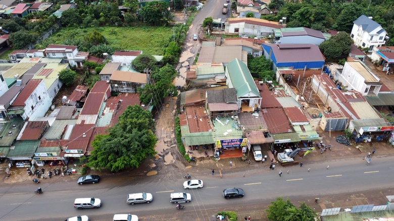 Gỡ n&uacute;t thắt GPMB dự &aacute;n 1.800 tỷ đồng: Địa phương quyết liệt, người d&acirc;n v&igrave; lợi &iacute;ch chung- Ảnh 10.