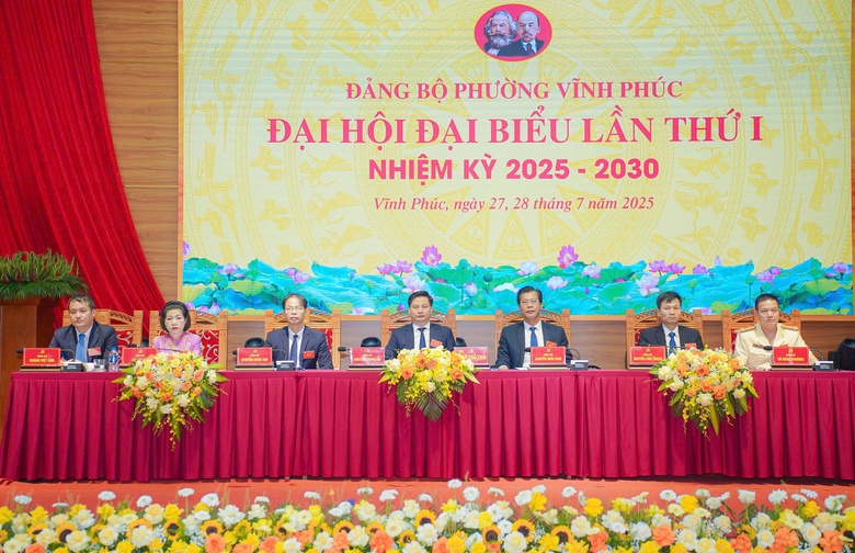 Ph&uacute; Thọ: X&acirc;y dựng phường Vĩnh Ph&uacute;c hiện đại, v&igrave; nh&acirc;n d&acirc;n phục vụ- Ảnh 4.