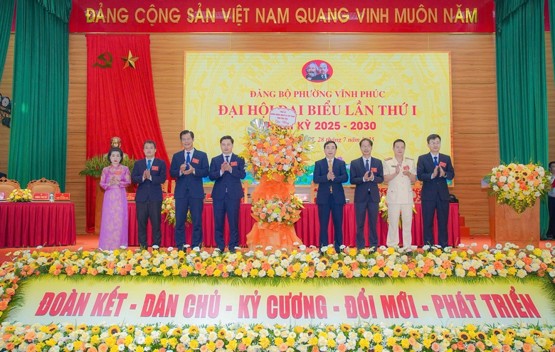 Ph&uacute; Thọ: X&acirc;y dựng phường Vĩnh Ph&uacute;c hiện đại, v&igrave; nh&acirc;n d&acirc;n phục vụ- Ảnh 8.
