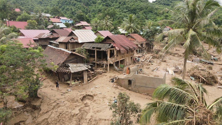 Nghệ An: Người d&acirc;n v&ugrave;ng rốn lũ Mỹ L&yacute; trĩu nặng &acirc;u lo, nỗ lực ổn định cuộc sống- Ảnh 2.