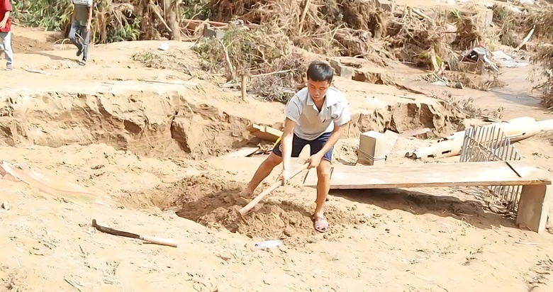 Nghệ An: Người d&acirc;n v&ugrave;ng rốn lũ Mỹ L&yacute; trĩu nặng &acirc;u lo, nỗ lực ổn định cuộc sống- Ảnh 10.