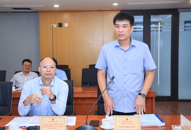 Bộ trưởng Trần Hồng Minh: Khẩn trương r&agrave; so&aacute;t, hệ thống h&oacute;a ti&ecirc;u chuẩn đường sắt- Ảnh 2.