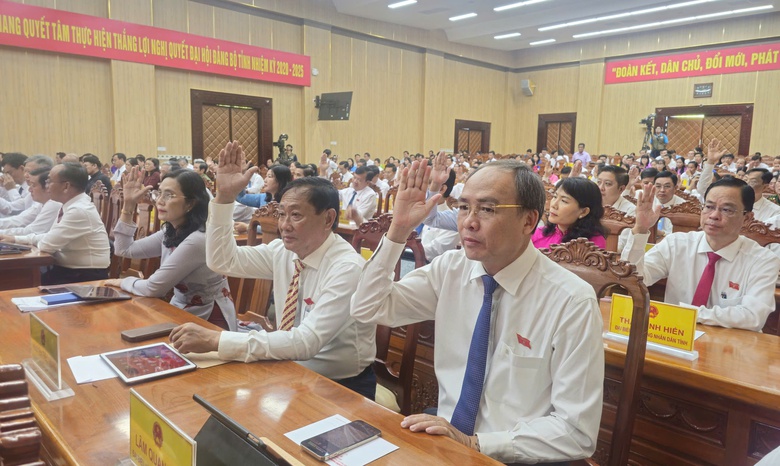 An Giang: Hỗ trợ 25 - 80% tiền lương cho c&aacute;n bộ đặc khu Thổ Ch&acirc;u- Ảnh 1.
