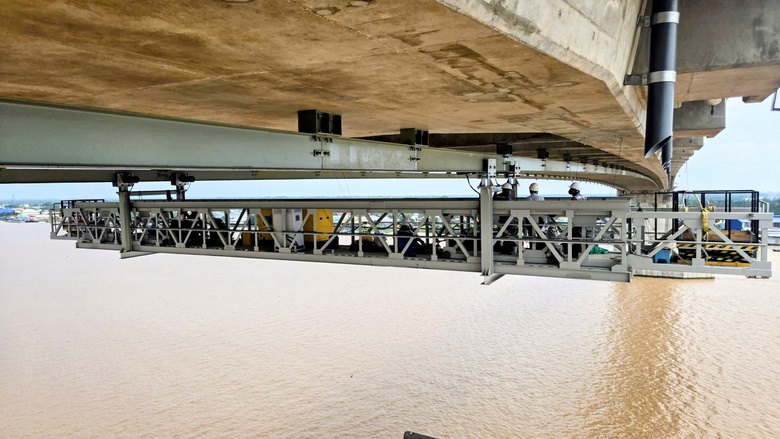 Huy động xe tải trọng 25-30 tấn thử tải cầu rạch Miễu 2- Ảnh 3.