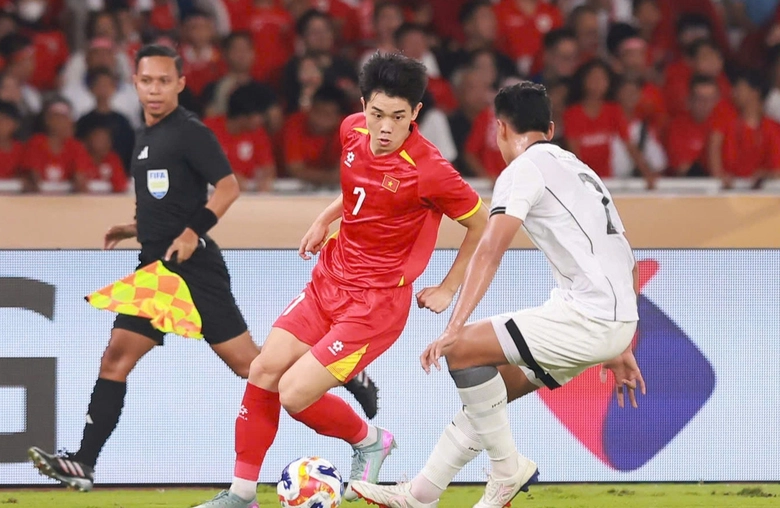 Đánh bại Indonesia, U23 Việt Nam lần thứ ba liên tiếp vô địch U23 Đông Nam Á- Ảnh 2. Đánh bại Indonesia, U23 Việt Nam lần thứ ba liên tiếp vô địch U23 Đông Nam Á- Ảnh 2.