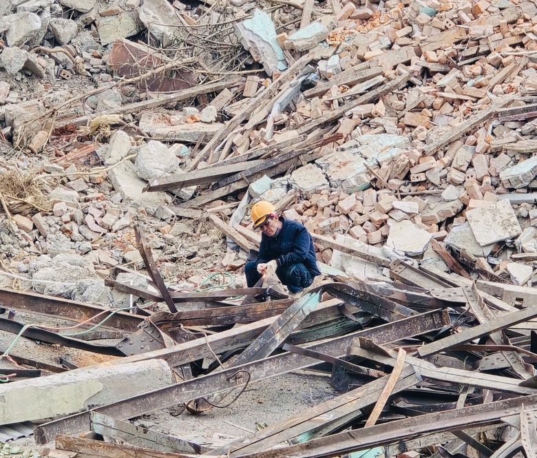 H&agrave; Nội ph&aacute; dỡ nh&agrave; 61 Trần Ph&uacute;, chạy đua tiến độ mở rộng trục H&ugrave;ng Vương phục vụ đại lễ 2/9- Ảnh 3.