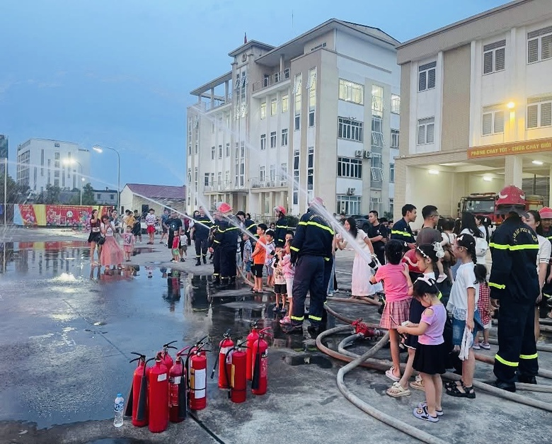 Đảm bảo an to&agrave;n PCCC: H&agrave; Nội y&ecirc;u cầu kh&ocirc;ng để trống địa b&agrave;n, kh&ocirc;ng để d&acirc;n đơn độc- Ảnh 1.