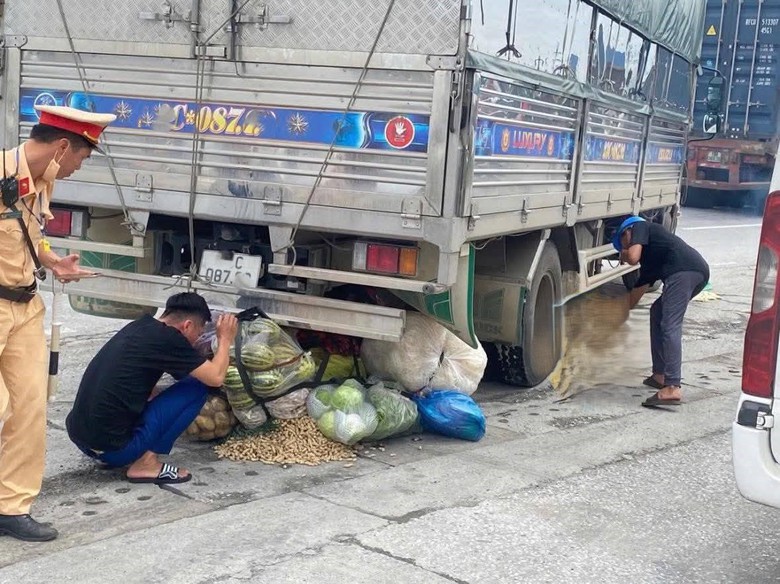 Hải Ph&ograve;ng: Li&ecirc;n tiếp 3 vụ tai nạn giao th&ocirc;ng trong ng&agrave;y khiến 4 người thương vong- Ảnh 1.
